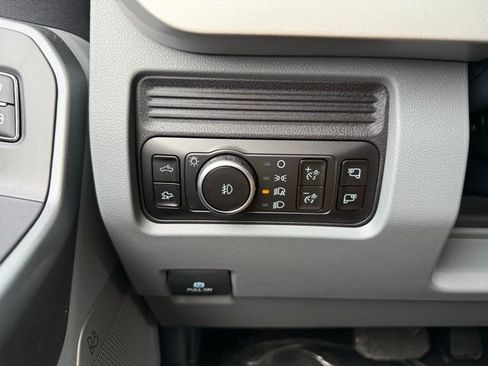 New 2026 Ford F350 XLT w/ XLT Premium Package image 39