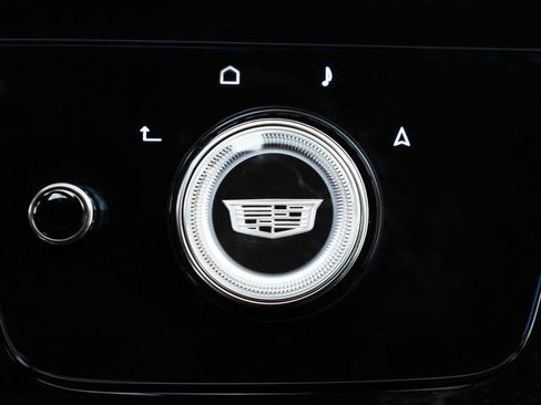 Used 2026 Cadillac Escalade Platinum Sport w/ LPO, ONYX Package AWD/4WD image 25