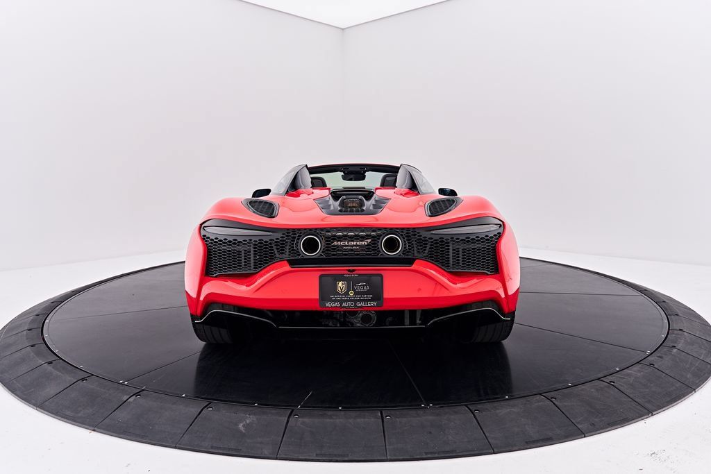 Used 2025 McLaren Artura Spider RWD image 20