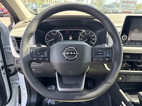 Used 2026 Nissan Rogue SV image 25