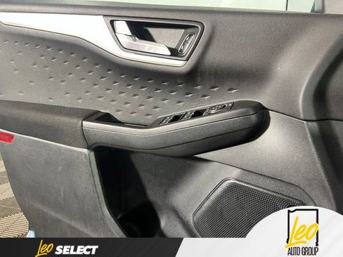 Used 2020 Ford Escape SE AWD/4WD image 19