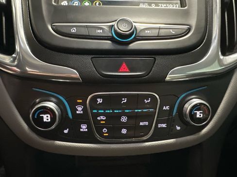 Used 2019 Chevrolet Equinox LT AWD/4WD image 53