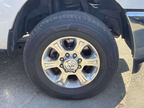 Used 2022 RAM 2500 Big Horn w/ Level 1 Equipment Group AWD/4WD image 8