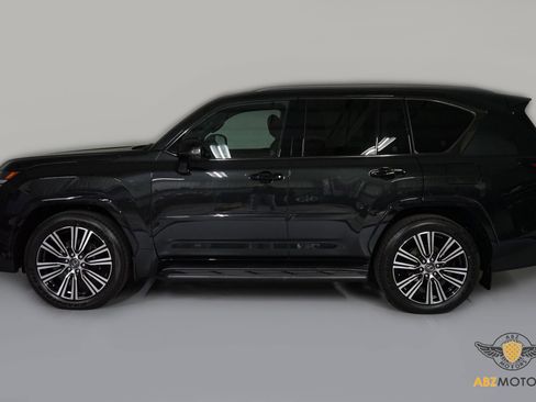 Used 2026 Lexus LX 700h Luxury w/ Appearance Package image 5