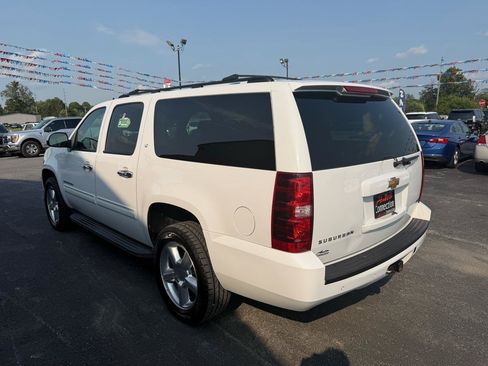 Used 2012 Chevrolet Suburban LT AWD/4WD image 7