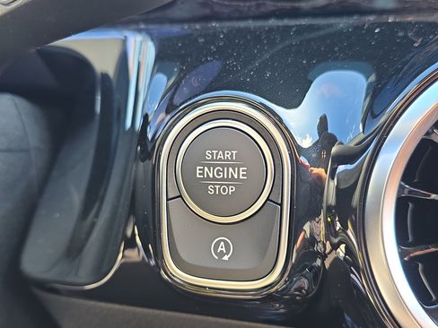 Certified 2026 Mercedes-Benz GLA 250 image 36