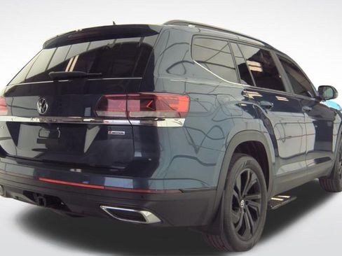 Used 2022 Volkswagen Atlas SE w/ Panoramic Sunroof Package AWD/4WD image 4