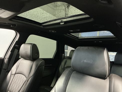 Used 2024 Buick Enclave Avenir w/ Avenir Technology Package AWD/4WD image 24