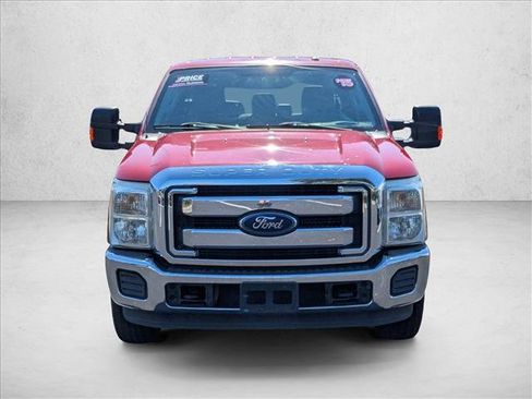 Used 2015 Ford F250 XLT image 2
