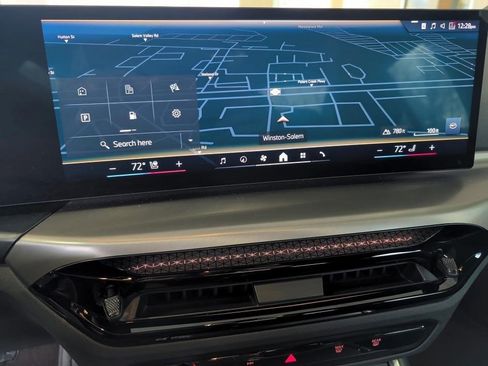 Used 2026 BMW 330i xDrive 330i NA xDrive image 24