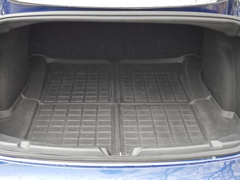 Used 2019 Tesla Model 3 Standard Range image 14