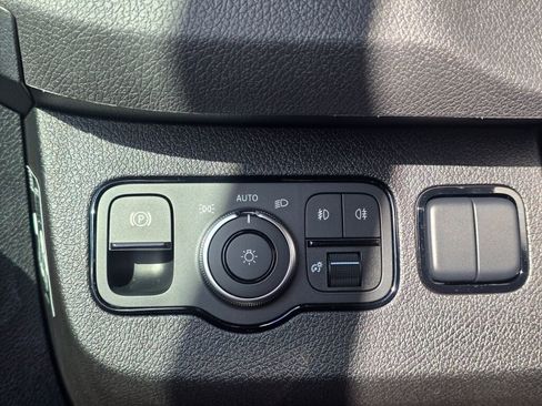 New 2026 Mercedes-Benz Sprinter 144 Cargo image 17