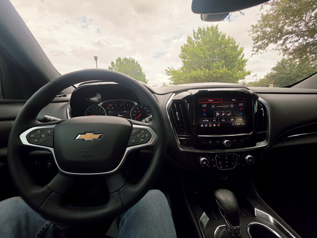 Used 2023 Chevrolet Traverse LT FWD image 42