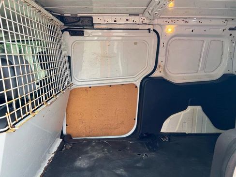 Used 2018 Ford Transit Connect XL FWD image 19