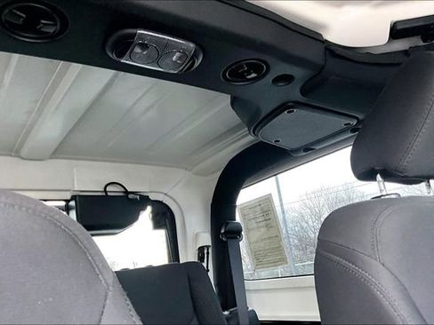 Used 2016 Jeep Wrangler Sport w/ Quick Order Package 24S image 22