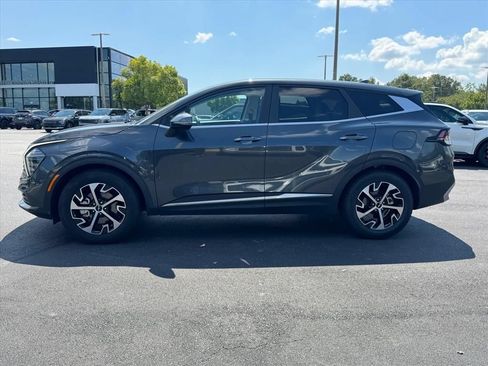 Certified 2024 Kia Sportage EX FWD image 6