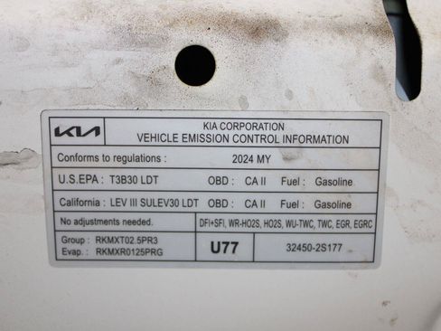 Used 2024 Kia Sportage EX AWD/4WD image 54
