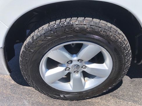 Used 2021 RAM 1500 Tradesman w/ Tradesman SXT Package AWD/4WD image 11