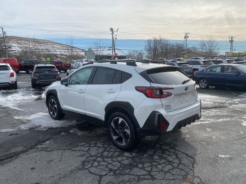 Used 2024 Subaru Crosstrek 2.5i Limited image 8