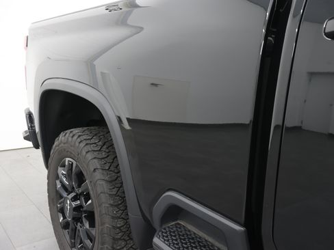Used 2025 Chevrolet Silverado 2500 LT w/ Trail Boss Package AWD/4WD image 31