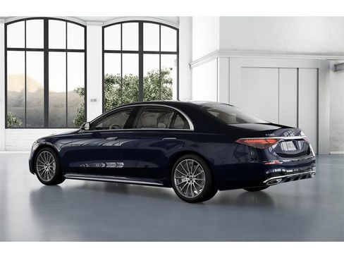 Certified 2023 Mercedes-Benz S 580 4MATIC Sedan image 30