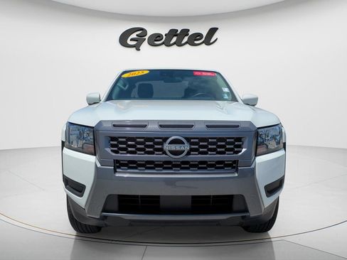 Certified 2025 Nissan Frontier SV RWD image 2