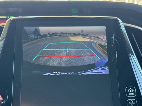 Certified 2018 Toyota Prius Four image 22