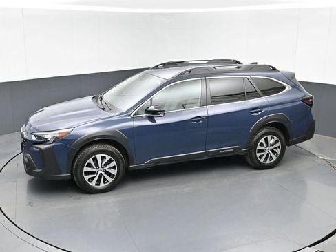 Used 2024 Subaru Outback Premium image 75