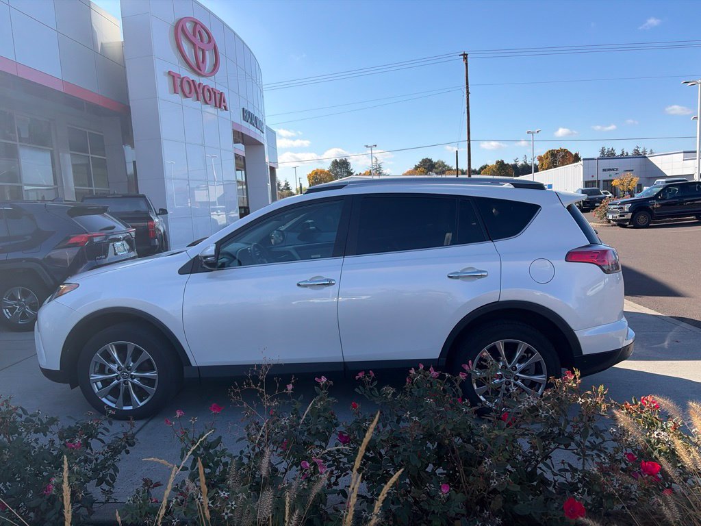 Certified 2018 Toyota RAV4 Limited w/ Advanced Technology Package AWD/4WD image 7