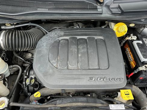 Used 2019 Dodge Grand Caravan GT FWD image 32