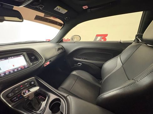 Used 2018 Dodge Challenger SXT Plus image 25