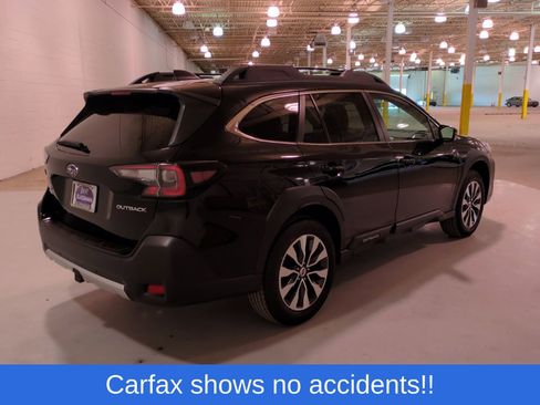 Certified 2023 Subaru Outback Limited AWD/4WD image 4