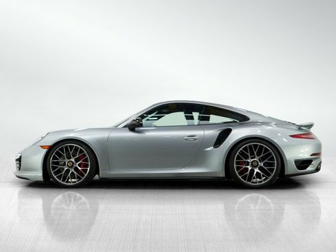 Used 2014 Porsche 911 Turbo image 2