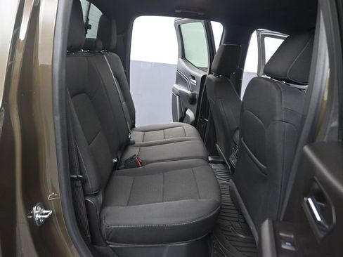 Used 2024 Chevrolet Colorado LT w/ LT Convenience Package II RWD image 13