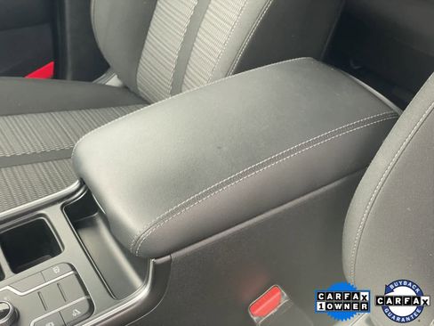 Used 2023 Kia Sorento LX image 21