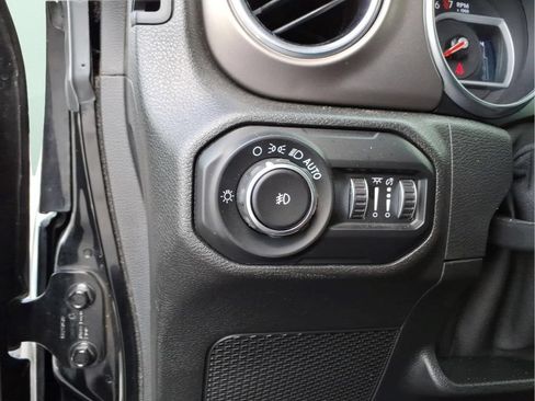 Used 2020 Jeep Wrangler Unlimited Rubicon AWD/4WD image 20