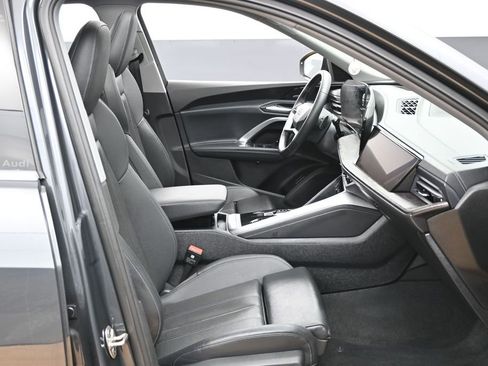 Used 2025 Audi Q5 Prestige AWD/4WD image 38