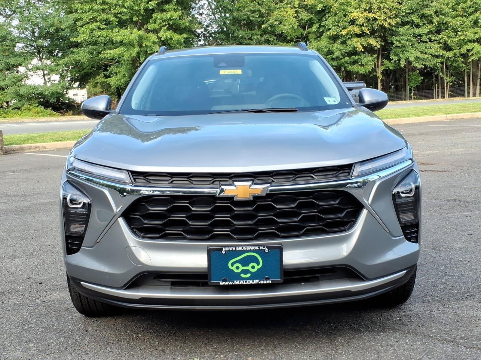 Certified 2024 Chevrolet Trax LT w/ Driver Confidence Package FWD image 2