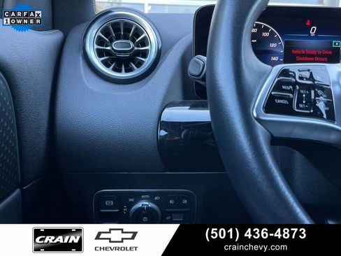 Used 2025 Mercedes-Benz GLA 250 image 14