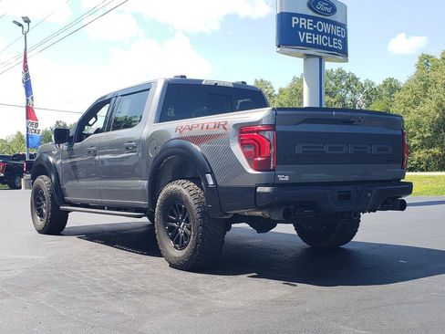 Used 2025 Ford F150 Raptor AWD/4WD image 8