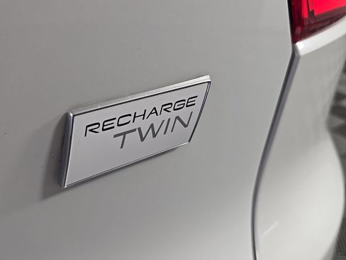 Certified 2023 Volvo XC40 Recharge Plus AWD/4WD image 12