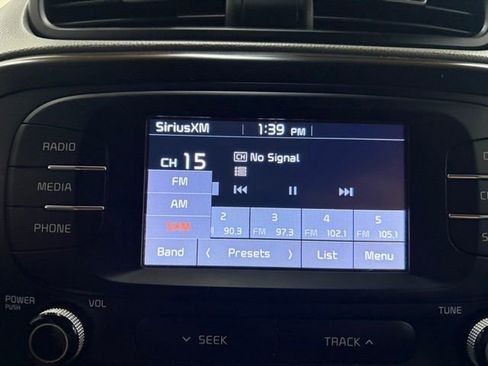 Used 2019 Kia Soul FWD image 31