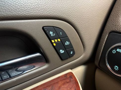 Used 2013 GMC Yukon SLT w/ SLT-2 Equipment Package image 37