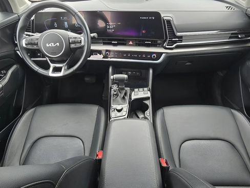 Used 2024 Kia Sportage EX AWD/4WD image 15