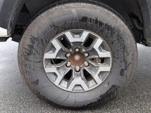 Used 2023 Toyota Tacoma TRD Off-Road image 10