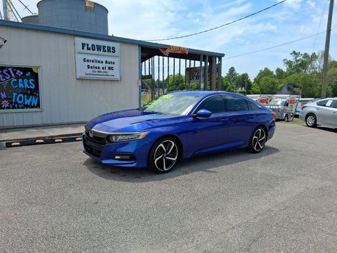 Used 2020 Honda Accord Sport image 1