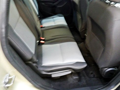 Used 2017 Ford C-MAX SE FWD image 15