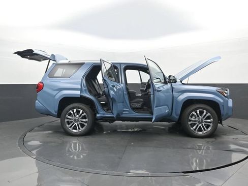 New 2026 Toyota 4Runner Limited AWD/4WD image 31