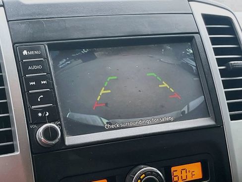 Used 2021 Nissan Frontier SV w/ Midnight Edition Floor Mats AWD/4WD image 13