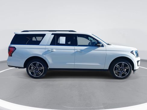 Used 2021 Ford Expedition Max Limited image 4